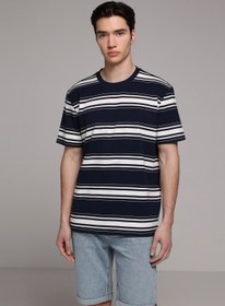 Resim Regular Fit Yuvarlak Yaka Çizgili Erkek Lacivert Kısa Kol Tişört Colin's