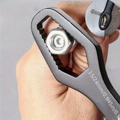 Resim Çok Fonksiyonlu Siyah 5mm Kalınlığında Anahtar - Ayarlanabilir ve Kendi Kendine Sıkışan, Çift Başlı Tasarım, 3-17mm Aralığı, Araba ve Ev Kullanımı için Taşınabilir El Aleti 