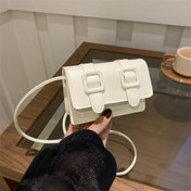 Resim Kadınlar İçin Şık Mini Çapraz Çanta - Ayarlanabilir Askılı, Kare Kapaklı ve Tokalı, Suni Deri, Beyaz/Pembe/Yeşil/Siyah Renklerde Mevcut, Küçük Çapraz Çanta 