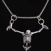 Resim 1 Adet Yeni Retro Gümüş Kafatası Kolye Erkekler İçin Kişilik Bisiklet Punk Rock Takısı Halloween Aksesuar 