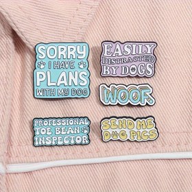 Resim Köpek Sevenler İçin 1/11 Adet Evcil Hayvan Köpek Broş Pinleri Komik Takı Kadınlar ve Erkekler İçin 