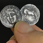 Resim Antik Yunan Mitolojik Hikayeleri Makedonya Nergis Larissa Rozeti Kolye Süsü Karar Çipi Kopyası 