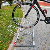 Resim İleri Trafik Bisiklet Park Yeri Üçlü Galvaniz EKO, Park Demiri 40x105 cm 