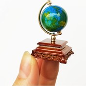 Resim 1 adet Zarif Miniature Alaşım Küre, Renkli Dünya Tasarımı ile - Klasik Stil, Ev ve Ofis Dekoru için İdeal, Çok Yönlü İç/Dış Mekan Kullanımı, Güç Gerektirmez, Ofis Dekoru|Klasik Küre Tasarımı|Dekoratif Dünya, Küre Deko 