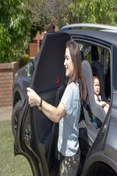 Resim joseki Araba Yan Cam Güneşlik Anne Bebek Koruma Perdesi Seyehat Boy Araç Içi Aksesuarı Bebek Sineklik Tülü 
