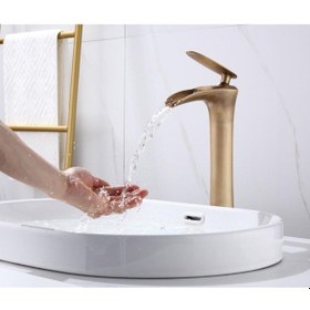 Resim İsaoğlu Yapı Şelale Lavabo Bataryası Mat Gold Lavabo Bataryası Şelale Akışlı Musluk Mat Altın Gold 