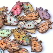 Resim 50 adet Vintage Rastgele Renk 2 Delikli Kedi Şekilli Ahşap Düğmeler DIY Giyim El Yapımı Scrapbooking Craft Için Dekoratif Ahşap Düğmeler 