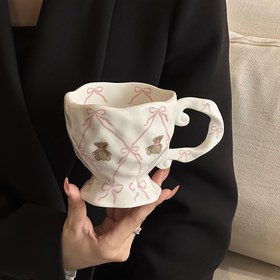Resim 1pc El Boyama Şirin Ayı Seramik Mug, Prenses Temalı Hayvan Baskısı, Yuvarlak İzole Kahve Kupası Sıcak ve Soğuk İçecekler için, Yeniden Kullanılabilir, Noel, Cadılar Bayramı, Şükran Günü, Ramazan, Mezuniyet Hediyeleri için İdeal 