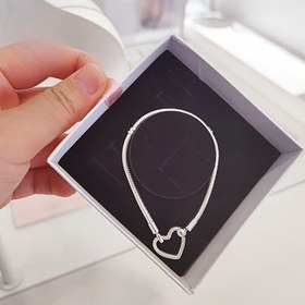 Resim 1 adet Retro Şık Kalp Şekilli Yılan Zinciri Bilezik, Bakır 925 Gümüş Kaplama ile Günlük ve Parti Giyim için Sevimli Tarz, İdeal Sevgililer Günü Hediyesi, Tüm Mevsimler için İdeal Aksesuar 