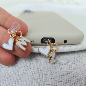 Resim 1 adet Beyaz Kalp Şeklinde Telefon Toz Tıkacı, 26 Harfli Alfabe Love Şarj Portu Toz Kapağı Aksesuarı DIY Mobil Dekor için Uygun iPhone/Type-C 