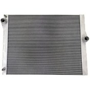 Resim BMW 7 Serisi F01 F02 F07 750 4.4i Benzin Su Radyatörü Brazing MT 600X328X32Mm 