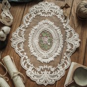 Resim Vintage Çiçek Desenli Dantelli Masa Örtüsü - El Yapımı, Boşluklu Tasarım, Şık Ev ve Oturma Odası Dekoru İçin Mükemmel, Masa Örtüsü ve Kahve Masa Örtüsü için Uygun 