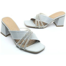 Resim Feles Saten Şerit Desenli Topuklu Kadın Terlik Gümüş 
