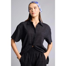 Resim DeFacto Regular Fit Kısa Kollu Ekose Siyah Gömlek A9135AX26SM 