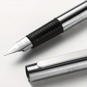 Resim Ergonomik Kavramalı Metal Dolma Kalem, Ekstra İnce Uç, Tıklamalı Kapak, Dayanıklı Çelik Yapı, İş, Çalışma ve Kaligrafi için İdeal - Mürekkep Kartuşu Dönüştürülebilir (Mürekkep Dahil Değil) - 1 Paket 