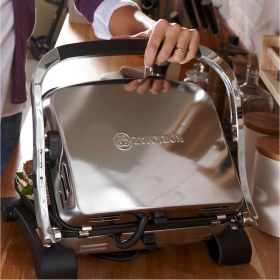 Resim Bordo Inox Tost Makinesi - Yüksek Kalite, Dayanıklı ve Şık Tasarım 