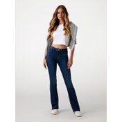 Resim Guess Sexy Flare Skinny Kadın Jean Pantolon W5YA0LD0782 (W5YA0LD0782) 