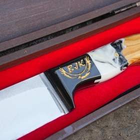 Resim Kelle Bıçağı - N690 Çeliği - Beşiktaş Logo İşlemeli - Özel Ahşap Kutulu 