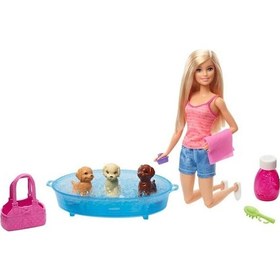 Resim Barbie Bebek ve Aksesuarları 3 Yavru Köpekli Oyun Seti Gdj37 