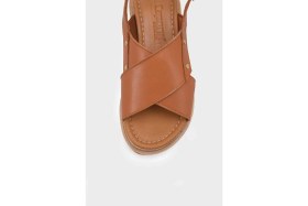 Resim Capone Outfitters Katy Hakiki Deri Soft Konfor Dolgu Topuk Kadın Sandalet 