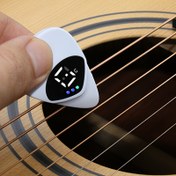Resim 1 adet QiJiStar Taşınabilir Gitar Plektreni & Akort Cihazı Kombinasyonu, Dijital Ekranlı 2'si 1 Arada Çok Amaçlı Pitch Kalibratörü, Halk Gitarı & Ukulele için 12 Ton Eşit Temperament, Pil ile Çalışır (36V & Altı), Beyaz Plastik Malzeme, Gitar Akort Aksesuarı | Şık Aksesuar | Plastik Yapı, Gitar Akort Cihazı 