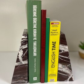 Resim Üçgen Mermer Kitap Tutucu – Şıklığı ve Düzeni Buluşturan Tasarım - Rosso Levanto 