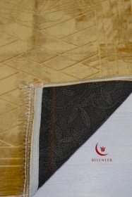 Resim Peluş Seccade - 80x120 Cm - Ekstra Konforlu - Yumuşak Ve Geniş Ölçülü Hardal 