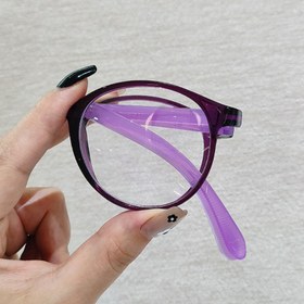 Resim Kadınlar için Taşınabilir Katlanır Gözlük - Ultra Hafif Yuvarlak/Oval Çerçeveli Mor Renk Şık ve Kompakt Okuma, Bilgisayar İçeceği, İnternet Kullanımı İçin Tam Kenarlıklı Her Gün Takılacak Stil Sahibi Çanta 