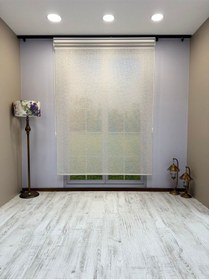 Resim Çift Mekanizmalı Açık Gri Çizgili Desenli Tül Ve Beyaz Mat Stor Perde Gri 