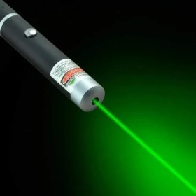 Resim Kuzey Oyuncak Vıp 100 Mw Green Laser Poınter 100 Mw Yeşil Lazer 4 Başlıklı Kutulu Yeşil Lazer Kamp Dağcı Işıkları 