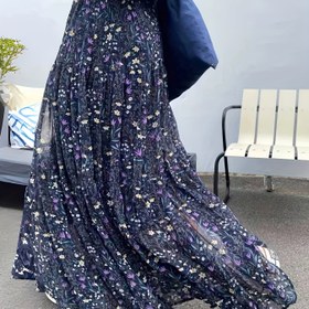 Resim Şık Çiçek Desenli Şifon Maxi Etek - Bol Kesim, Yüksek Bel A-Line Tasarımı ile Canlı Mor ve Sarı Çiçekler, Polyester, Tüm Mevsim Giyim, Rahat Semi-Resmi, Rahat Giyim | Canlı Desenli Etek | Polyester Kumaş, Maxi Etek 