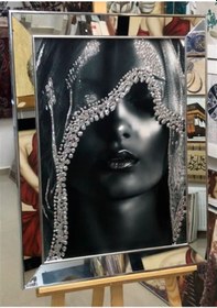 Resim Ayna Çerçeveli Kanvas Tablo Gümüş Simli Örtülü Afrikalı Kadın 