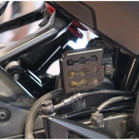 Resim Motoloq Bajaj Pulsar N250 Arka Fren Hidrolik Kutusu Koruma 