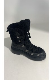 Resim ÇAĞLAR Bot Çizme Orijinal, hakiki dana derisinden üretilmiştir. İç kısmı yün ve deri kaplamalıdır. 