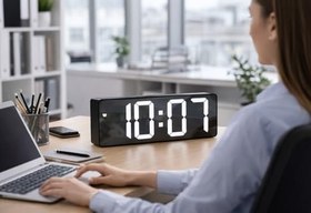 Resim Kenly LED Dijital Saat Sesle Aktifleşen, Sıcaklık Göstergeli, Gece Modlu Modern Masa Alarm Saati 