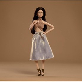 Resim Barbie Basics İkonik Koleksiyon Bebeği Model 06 Jjx25 06 