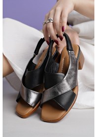 Resim Castle Black 45208 Kadın Hakiki Deri Kalın Kısa Topuklu Comfort Sandalet Siyah Siyah 