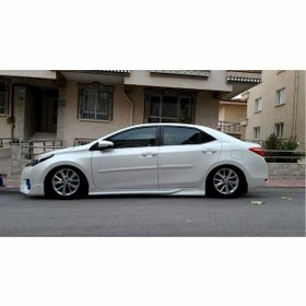 Resim Toyota Corolla Uyumlu Custom Yan Marşpiyel (Plastik) 
