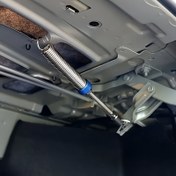 Resim Araba Evrensel Araba Modifiye Bagaj Bahar Otomatik Bagaj Kaldırma Bagaj Açacağı Yukarı ve Aşağı Bahar 