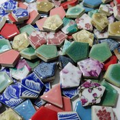 Resim 100g/200g'lık DIY karışık seramik parçaları paketi, arka plan duvarları, yüzme havuzları, banyolar, sanat galerileri, dış mekan dekorasyonları vb. için el yapımı mozaikler, DIY El Sanatları Malzemeleri 