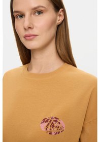 Resim Ucla Marıluz Açık Turuncu Bisiklet Yaka Baskılı %100 Pamuk Loose Fit Kadın Tshirt 