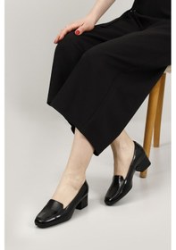 Resim Gönderi(R) Gönderi R Siyah Rugan Küt Burun Kısa Kalın Topuklu Hakiki Deri Ayakkabı Sıyah Rugan 