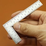 Resim 1 adet Mini Kare Paslanmaz Çelik L-Şekilli Çift Taraflı Yüksek Hassasiyetli Ölçek Çok Fonksiyonlu Kalınlaştırılmış Köşe Cetveli Deri Tasarımı için 