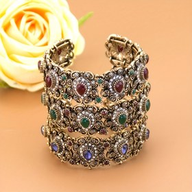 Resim 1 Adet Zarif Vintage Türk Kadın Bilekliği, 17cm Altı Bilek Çevresi ve 5.4cm'den Küçük Çap İçin C-Şekilli Tasarım, Metal Arap Deseni Taşlı İşlemeli, Orta Doğu Akdeniz Saray Takısı, Geleneksel Avrupa Düğün Aksesuarı, Davet Hediyesi 