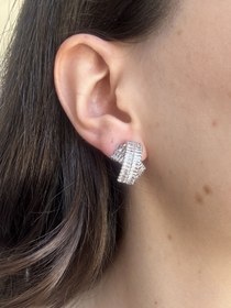 Resim Zirkon Taş Çapraz Küpe 