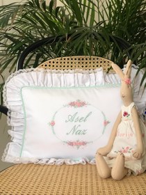 Resim Oval Çiçekli Dekoratif Bebek Yastığı - Pembe/Mint - Fırfırlı (Biyesiz) 