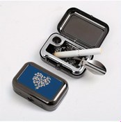 Resim Xuweiwei Blue-heart Daisy Desenli Taşınabilir Araç Küllüğü Küçük Kare Metal Kutu 