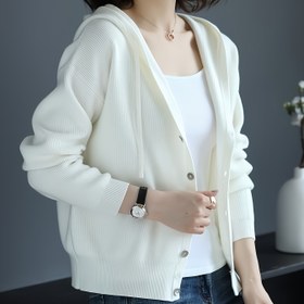 Resim Yeni Sonbahar-Kış Kadın Modası, Şık Günlük Bol Kapüşonlu Kazak, Tek Renk Çok Yönlü Șal Cepheli Jaket İşe Gitmeler için Uygun, Kaliteli Bayanlar Ürümü Sezon Dolabına Özel Rahat Giysi, Zamansız Triko Desenlerden Esintili Dizayn 