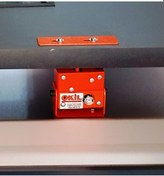 Resim Okil Kapı Sabitleme Kilidi Üçgen Anahtarlı 