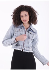 Resim Püskül Detaylı Ve Fermuarlı Kolları Düğmeli Kısa Kot Kadın Ceket Kar Yıkama Açık Mavi Denim Kar Yıkama Açık Mavi 